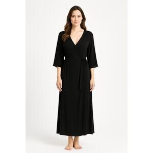 NWT Clair de Lune bathrobe with mesh & Crochet trim size XL